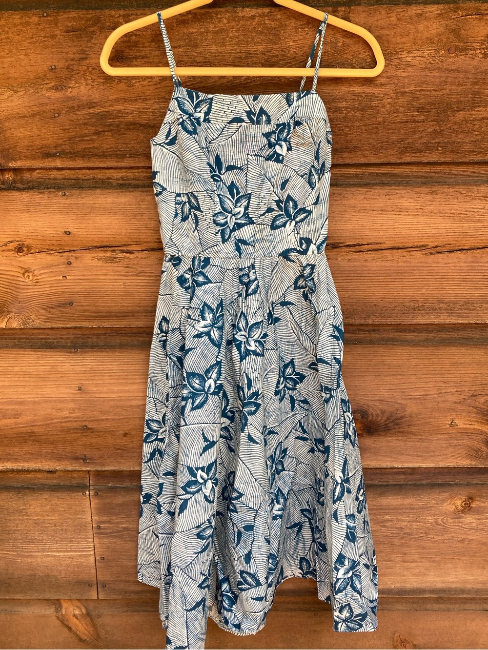 Vintage Tropical Spaghetti-Strap Midi Dress